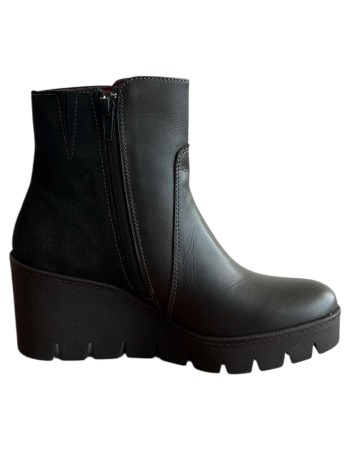 Δερμάτινο Γυναικείo Μποτάκι - M66