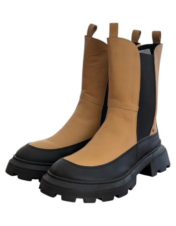 Δερμάτινη Γυναικεία Mπότα - M689