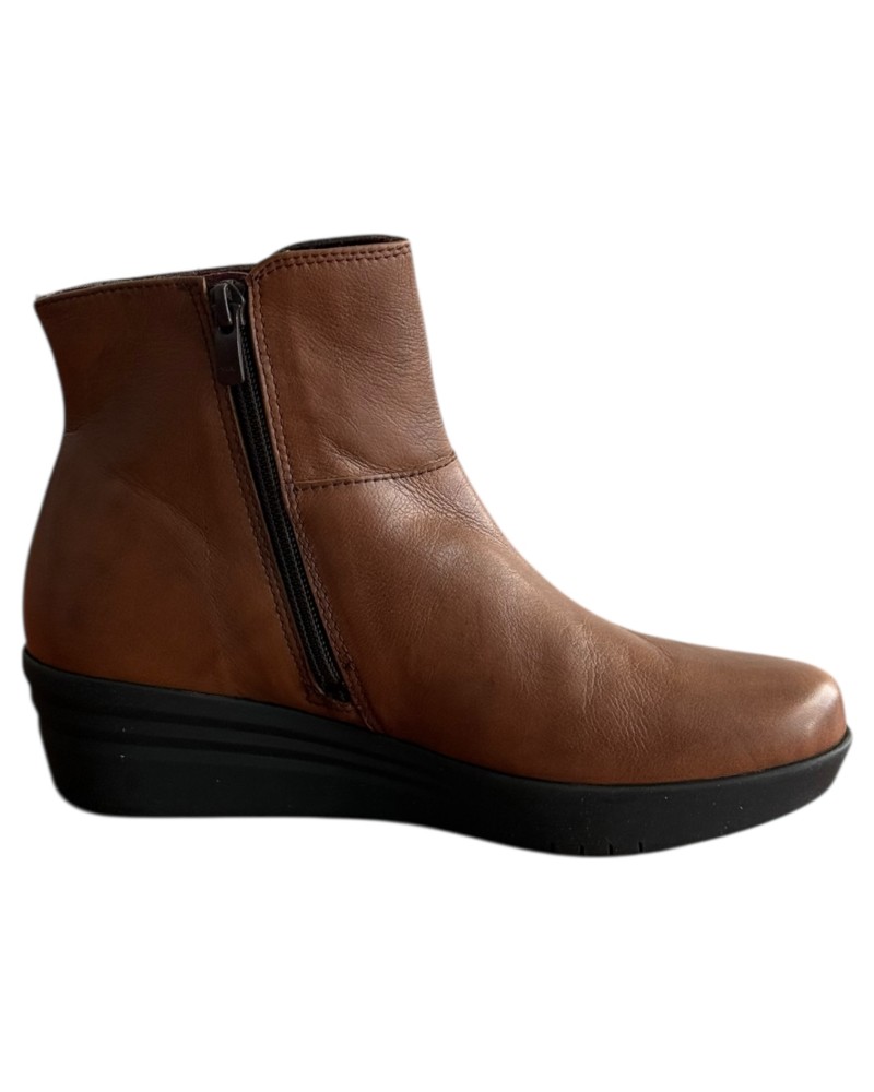 Δερμάτινο Γυναικείo Μποτάκι - M70