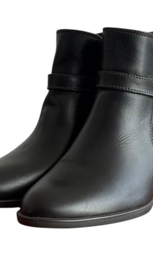 Δερμάτινο Γυναικείo Μποτάκι - M89