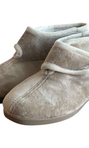  Γυναικεία Ανατομική Παντόφλα Κλειστή Τύπου Μποτάκι - M892