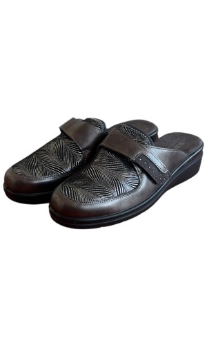 Γυναικεία Επώνυμη Ανατομική Παντόφλα - Μ984