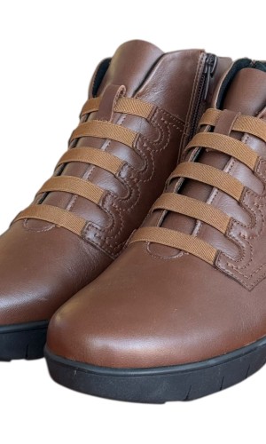 Δερμάτινο Γυναικείo Μποτάκι - N332