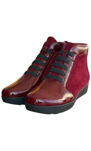 Δερμάτινο Γυναικείo Μποτάκι - N373