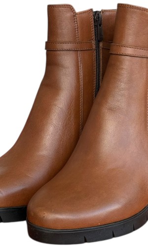 Δερμάτινο Γυναικείo Μποτάκι - N478