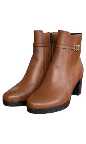 Δερμάτινο Γυναικείo Μποτάκι - N478