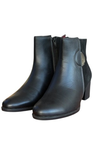 Δερμάτινο Γυναικείo Μποτάκι - N492