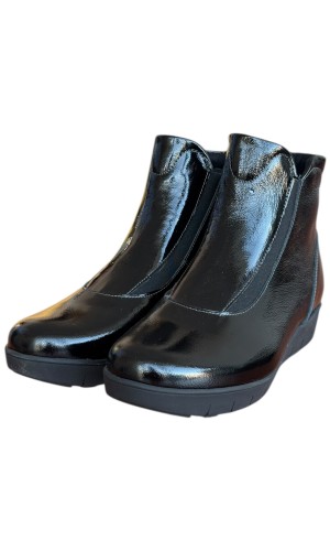 Δερμάτινο Γυναικείo Μποτάκι - N591