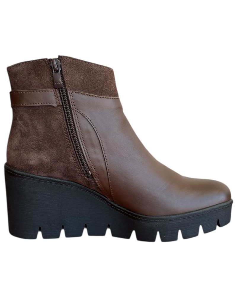 Δερμάτινο Γυναικείo Μποτάκι - N615