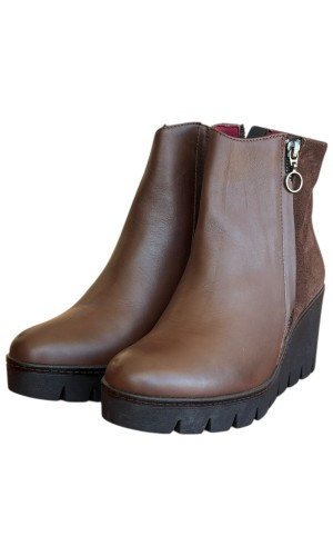 Δερμάτινο Γυναικείo Μποτάκι - N623