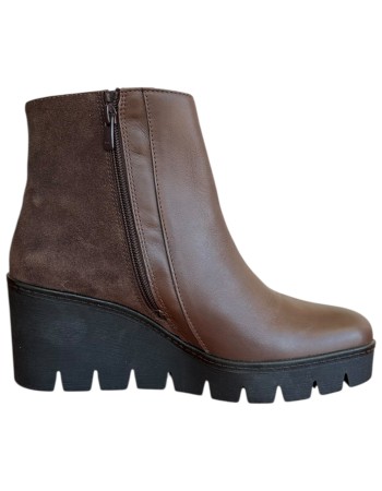 Δερμάτινο Γυναικείo Μποτάκι - N623