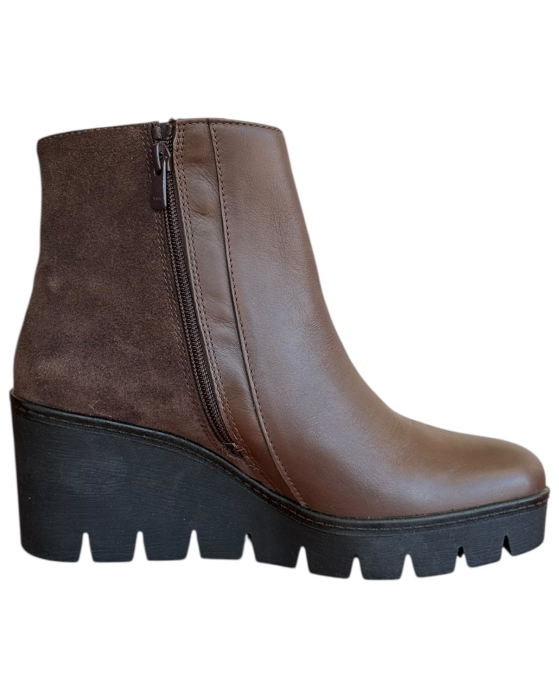 Δερμάτινο Γυναικείo Μποτάκι - N623