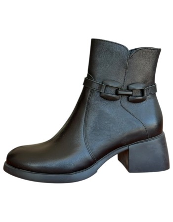 Δερμάτινο Γυναικείo Μποτάκι - N641