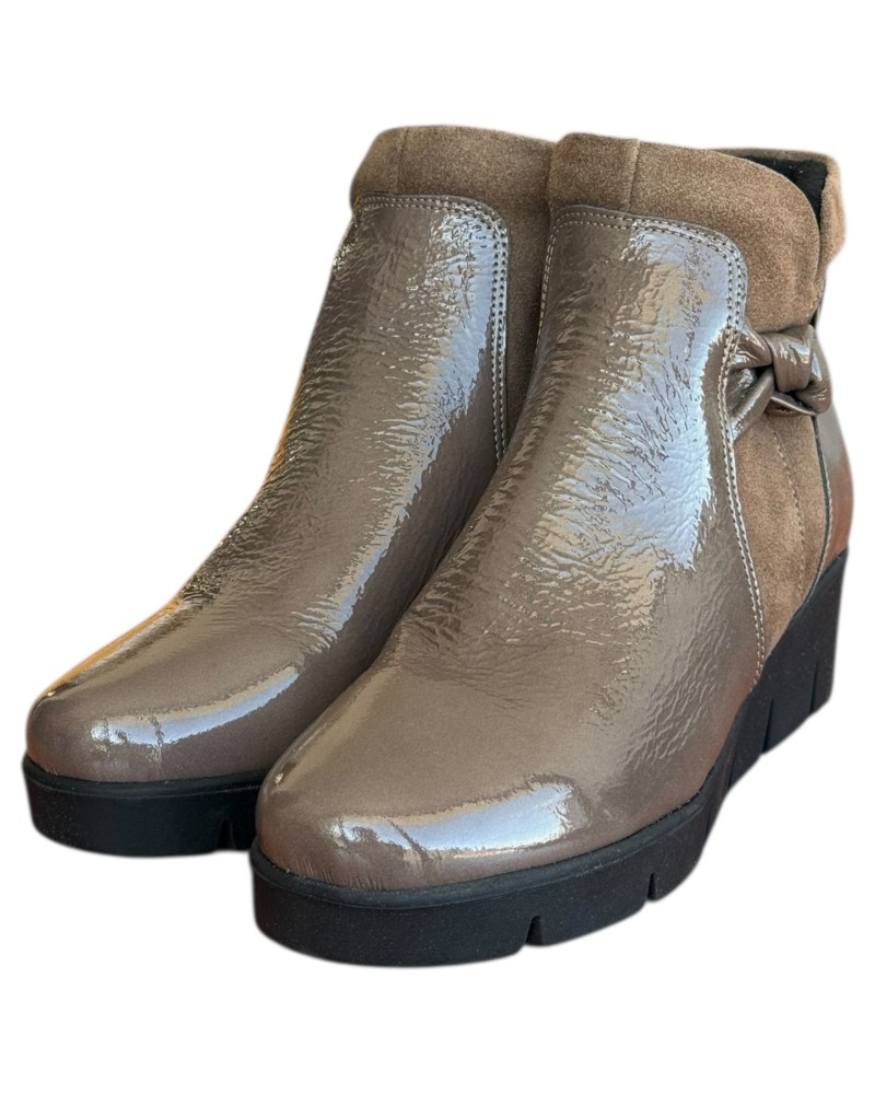 Δερμάτινο Γυναικείo Μποτάκι - N649