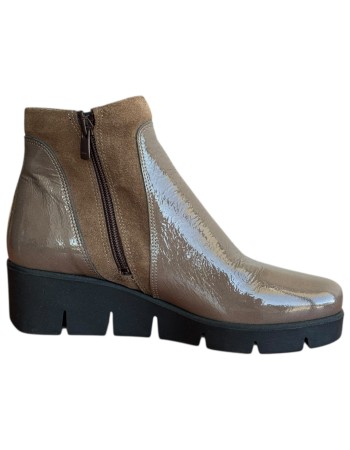 Δερμάτινο Γυναικείo Μποτάκι - N649