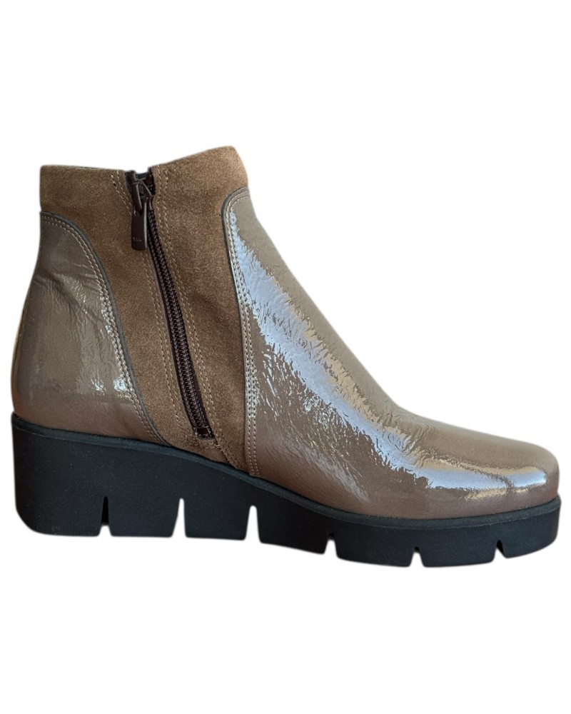 Δερμάτινο Γυναικείo Μποτάκι - N649