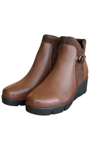 Δερμάτινο Γυναικείo Μποτάκι - N651