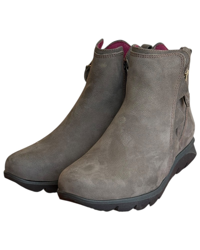 Δερμάτινο Γυναικείo Μποτάκι - N663