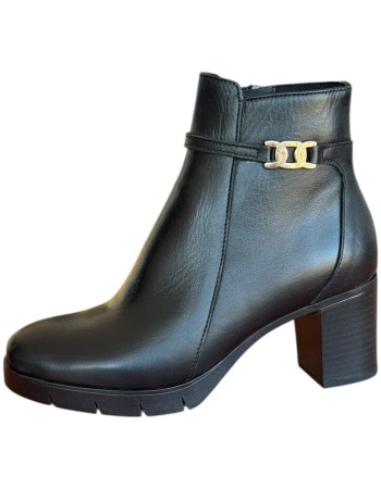 Δερμάτινο Γυναικείo Μποτάκι - N721