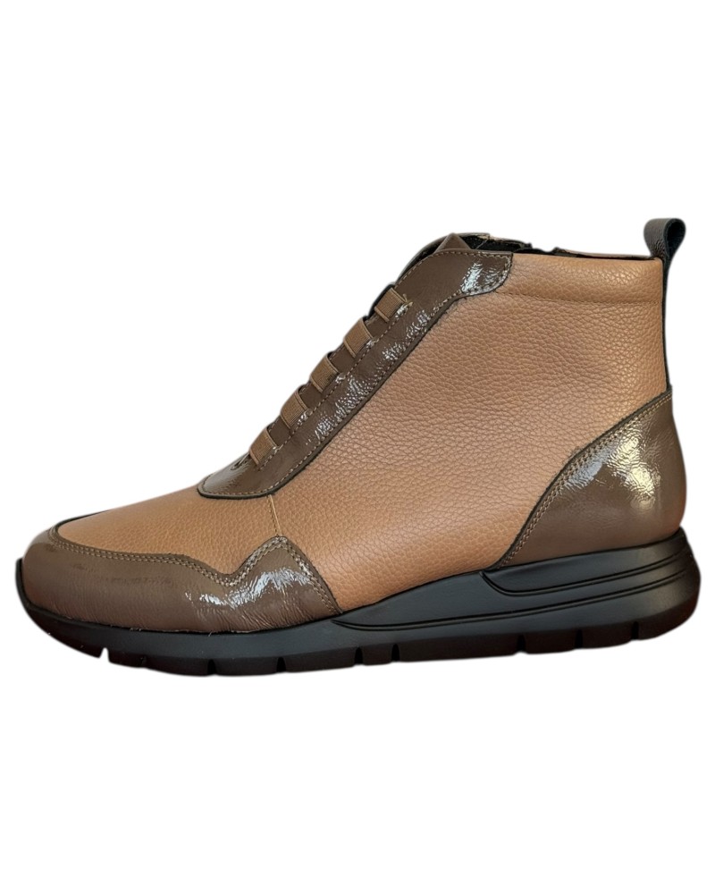 Δερμάτινο Γυναικείo Μποτάκι - N836