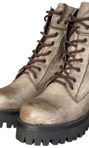 Δερμάτινο Γυναικείo Μποτάκι - N885