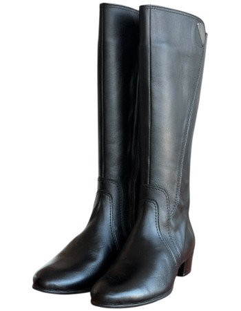 Δερμάτινη Γυναικεία Mπότα - W38