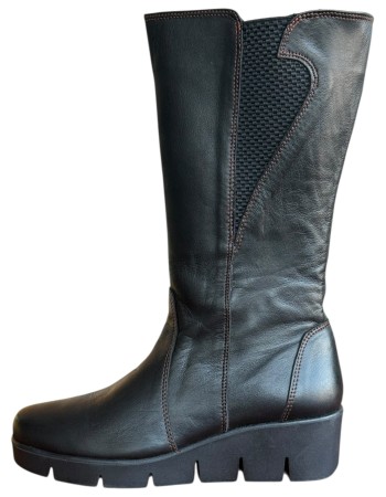 Δερμάτινη Γυναικεία Mπότα - W43