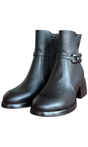 Δερμάτινο Γυναικείo Μποτάκι - W77