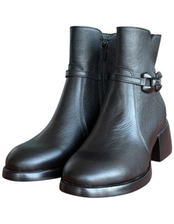 Δερμάτινο Γυναικείo Μποτάκι - W77