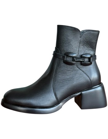Δερμάτινο Γυναικείo Μποτάκι - W77