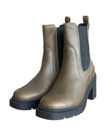 Δερμάτινο Γυναικείo Μποτάκι - W78