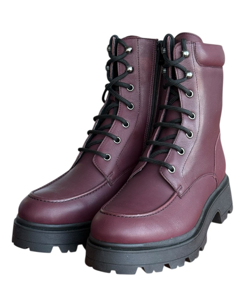 Δερμάτινο Γυναικείo Μποτάκι - W83