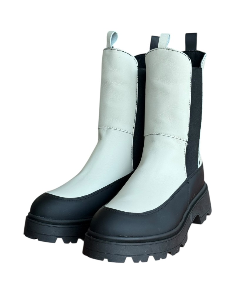 Δερμάτινο Γυναικείo Μποτάκι - W84