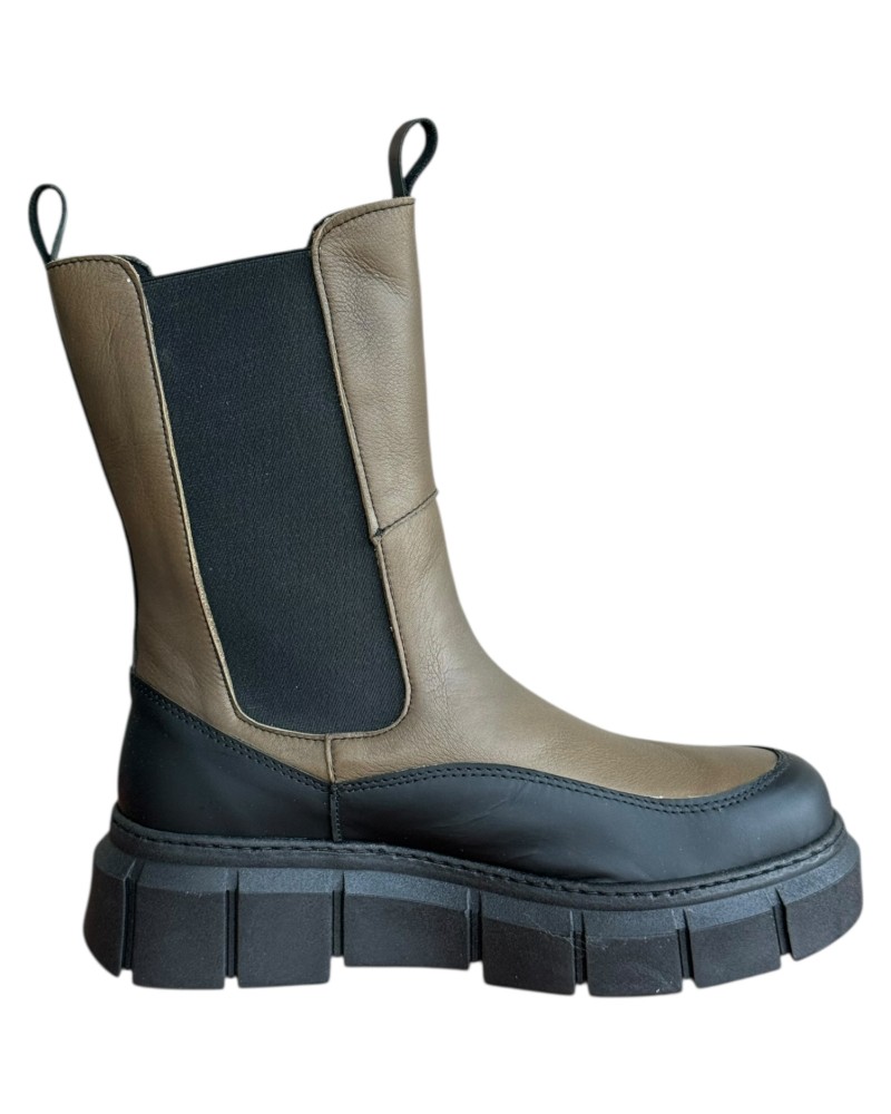 Δερμάτινο Γυναικείo Μποτάκι - W86