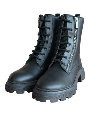 Δερμάτινο Γυναικείo Μποτάκι - W87