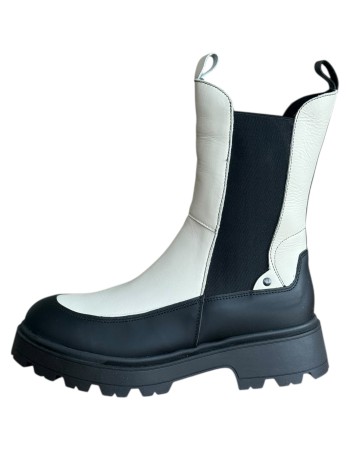 Δερμάτινο Γυναικείo Μποτάκι - W88