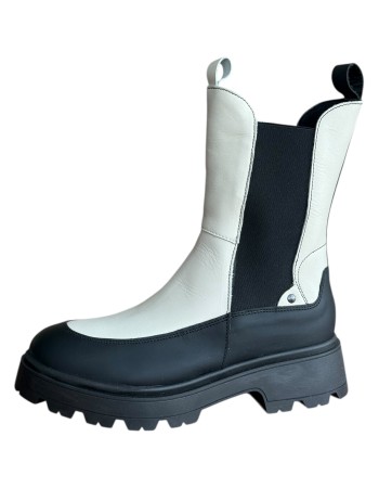 Δερμάτινο Γυναικείo Μποτάκι - W95