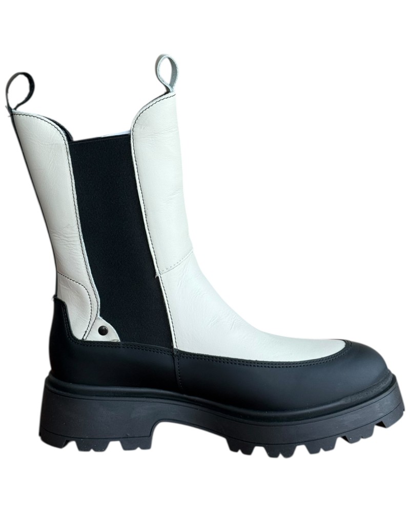 Δερμάτινο Γυναικείo Μποτάκι - W95