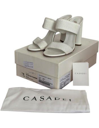 Δερμάτινη Γυναικεία Παντόφλα - A1