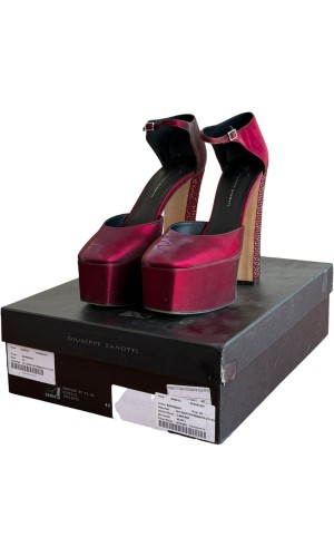 Δερμάτινο Γυναικείο Πέδιλο - A112