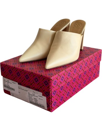 Δερμάτινη Γυναικεία Παντόφλα - A126