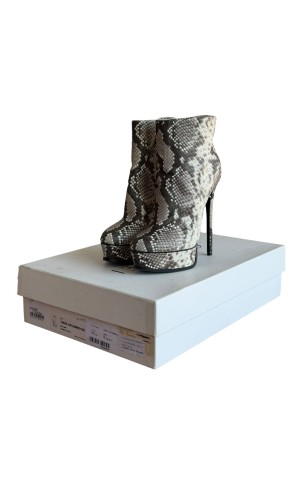 Δερμάτινο Γυναικείo Μποτάκι - A181