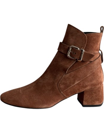 Δερμάτινο Γυναικείo Μποτάκι - A211