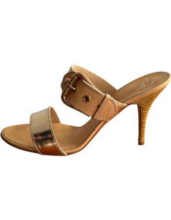 Δερμάτινη Γυναικεία Παντόφλα - A276