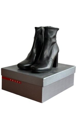 Δερμάτινο Γυναικείo Μποτάκι - A324