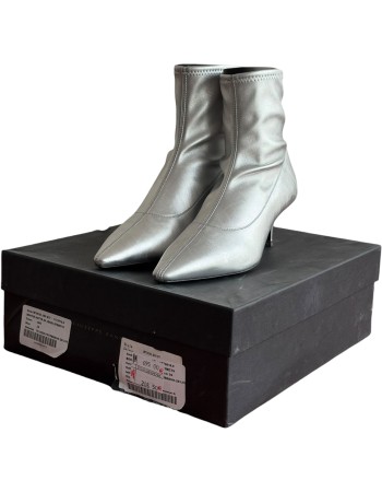 Δερμάτινο Γυναικείo Μποτάκι - A345