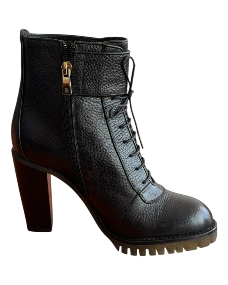 Δερμάτινο Γυναικείo Μποτάκι - A379
