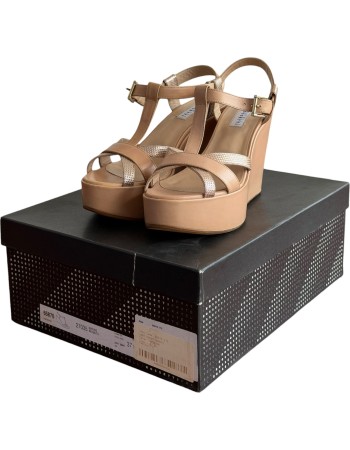  Δερμάτινη Γυναικεία Πλατφόρμα - Α381