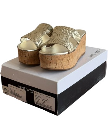 Δερμάτινη Γυναικεία Παντόφλα - A628