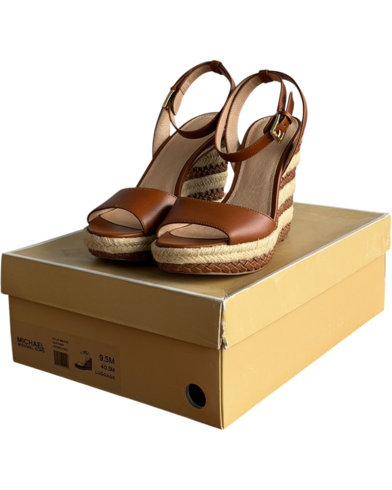  Δερμάτινη Γυναικεία Πλατφόρμα - Α651